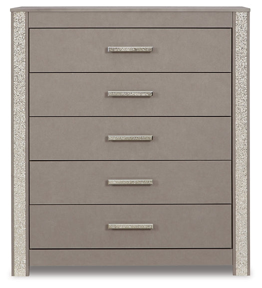 Surancha Queen Panel Bed with Mirrored Dresser and Chest